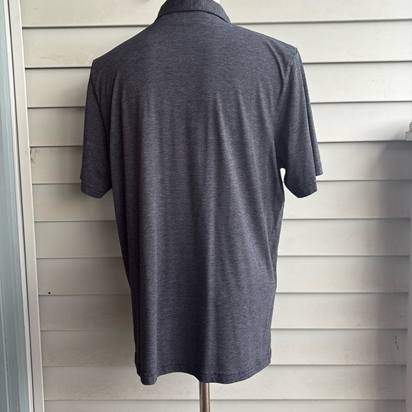 Travis Mathew polo.  XL. Excellent condition. - Picture 4 of 4